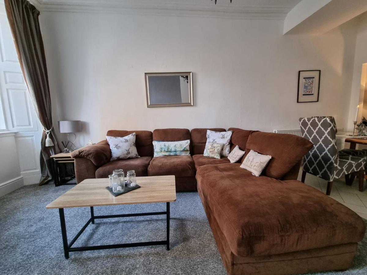 Rose Apartment 2-Bed Town Centre Apartment In แอร์ ภายนอก รูปภาพ
